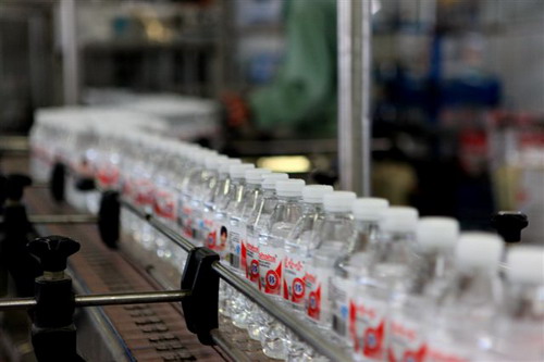 塑料鏈板輸送機(jī) 塑料鏈板輸送機(jī)